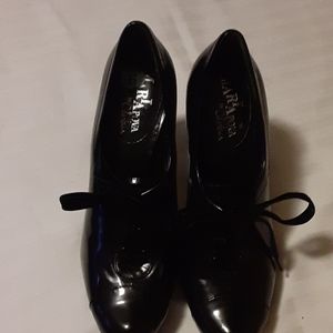 MARIAPOVA BY COLE HAAN